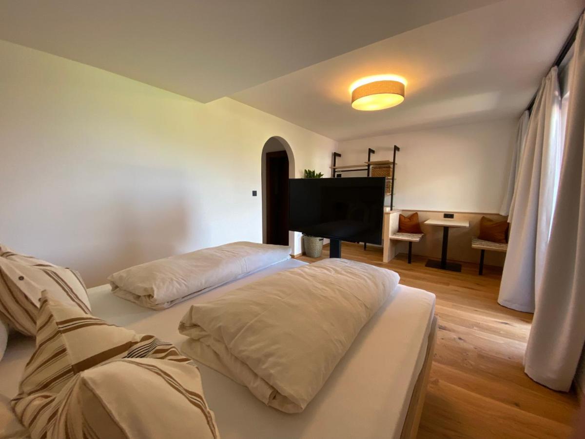 Waldruh Hotel Wiesing Luaran gambar